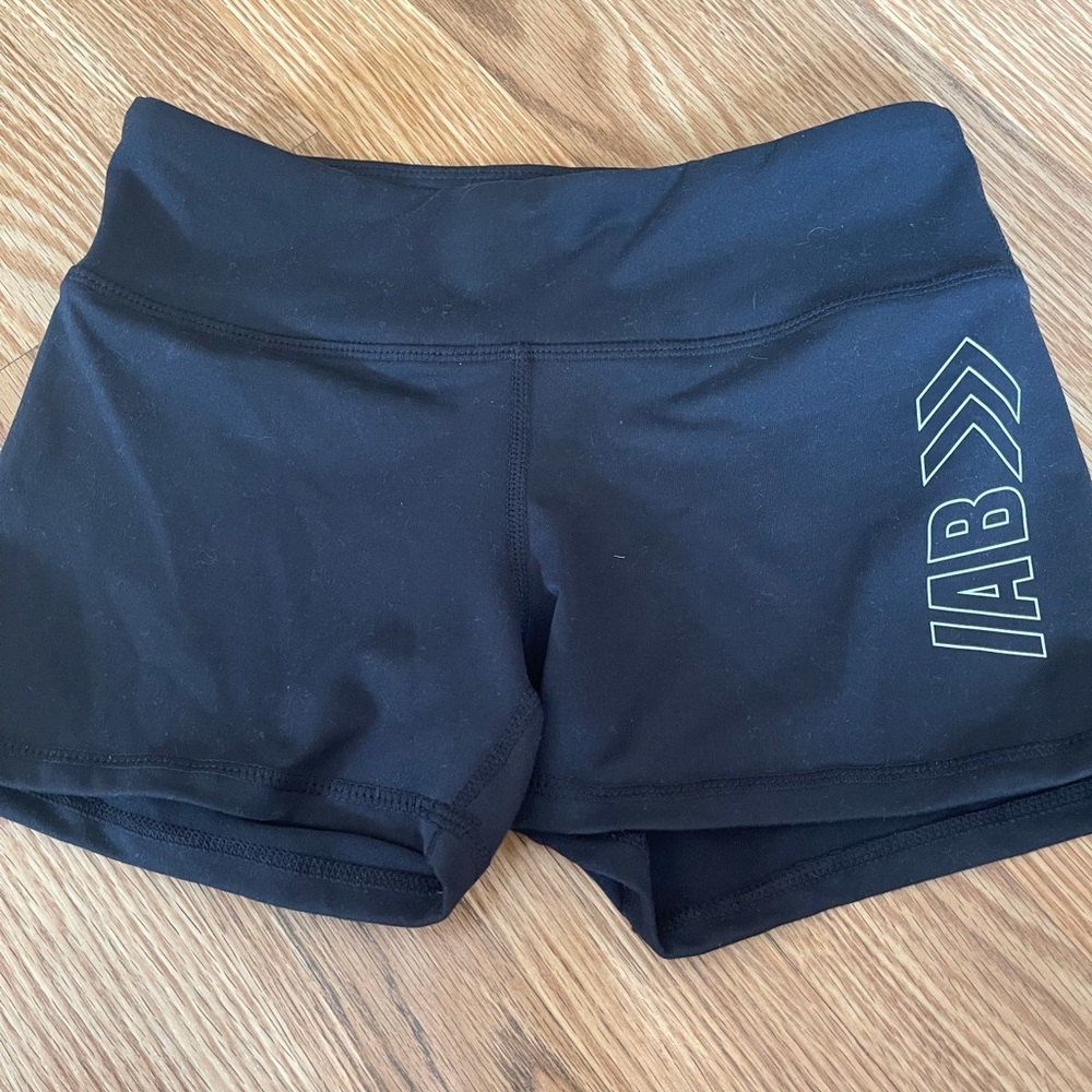 IMB SHORTS